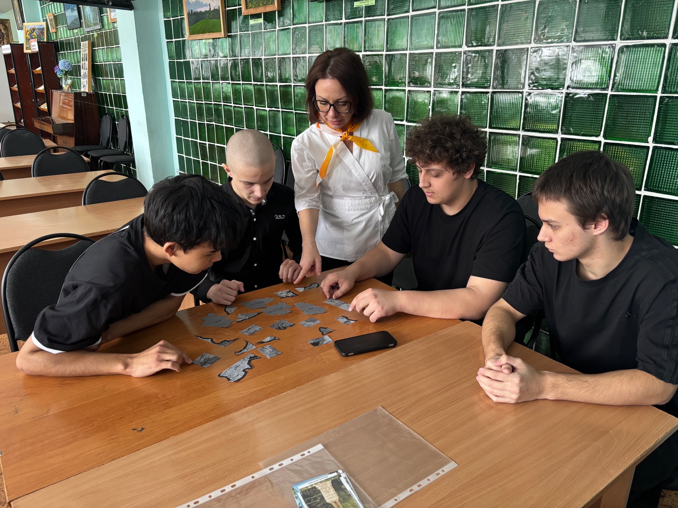 6z27I9yROfhMYK5mjaAvIjB1HEaAyvXKuRggynteiJWQOXxY29Bfo5snysUXYOxy8RDXWCfwcX8hNHBEYnLHA2HA