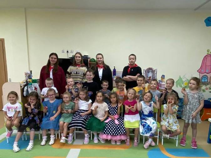 image 24 10 25 10 44